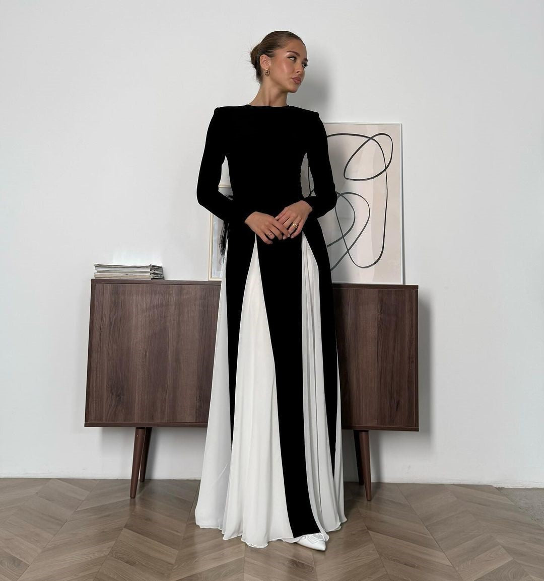 Livia | Sleek Spliced Crewneck Dress