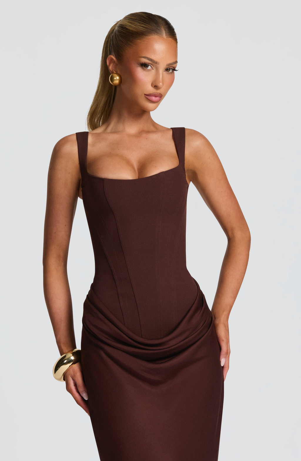 velmora | Hourglass Maxi