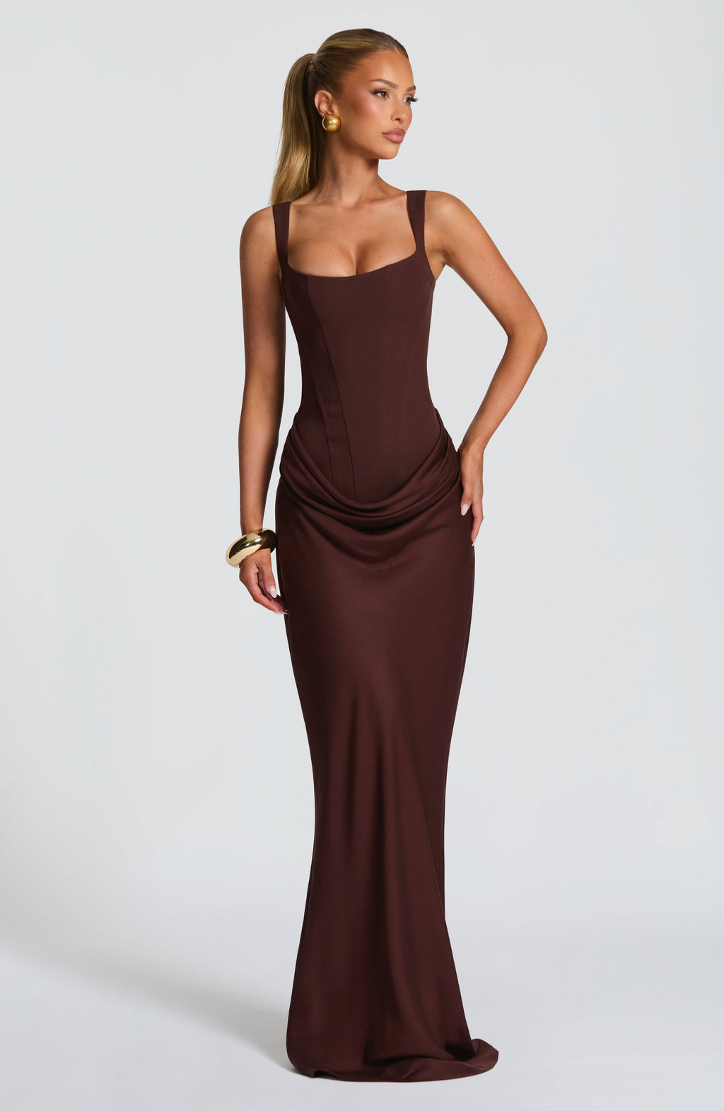 velmora | Hourglass Maxi