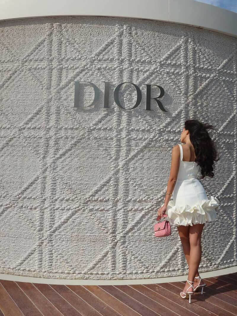 Giselle | Elegant Sleeveless Mini Dress