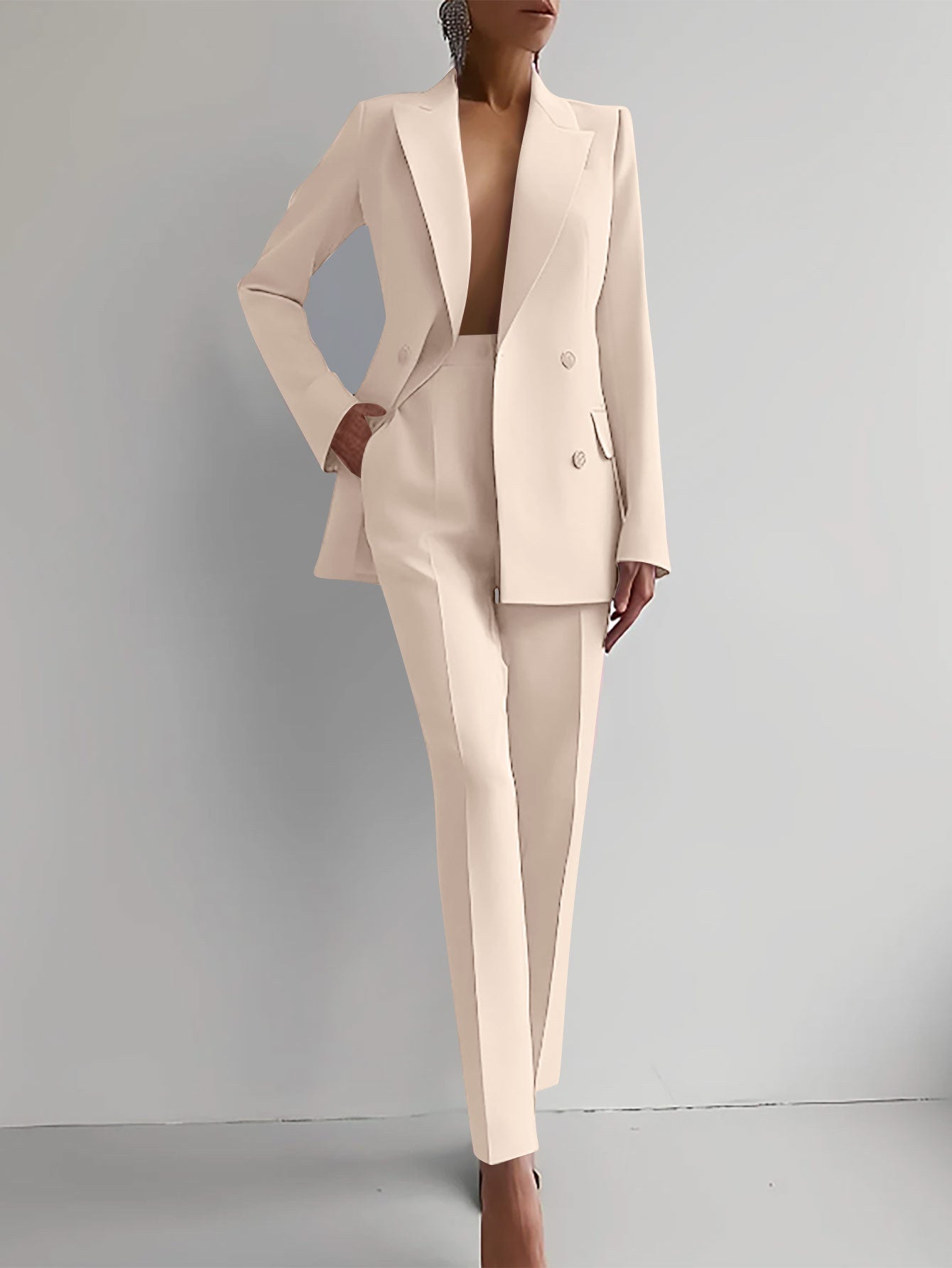 Viktoria | Elegant Tailored Suit