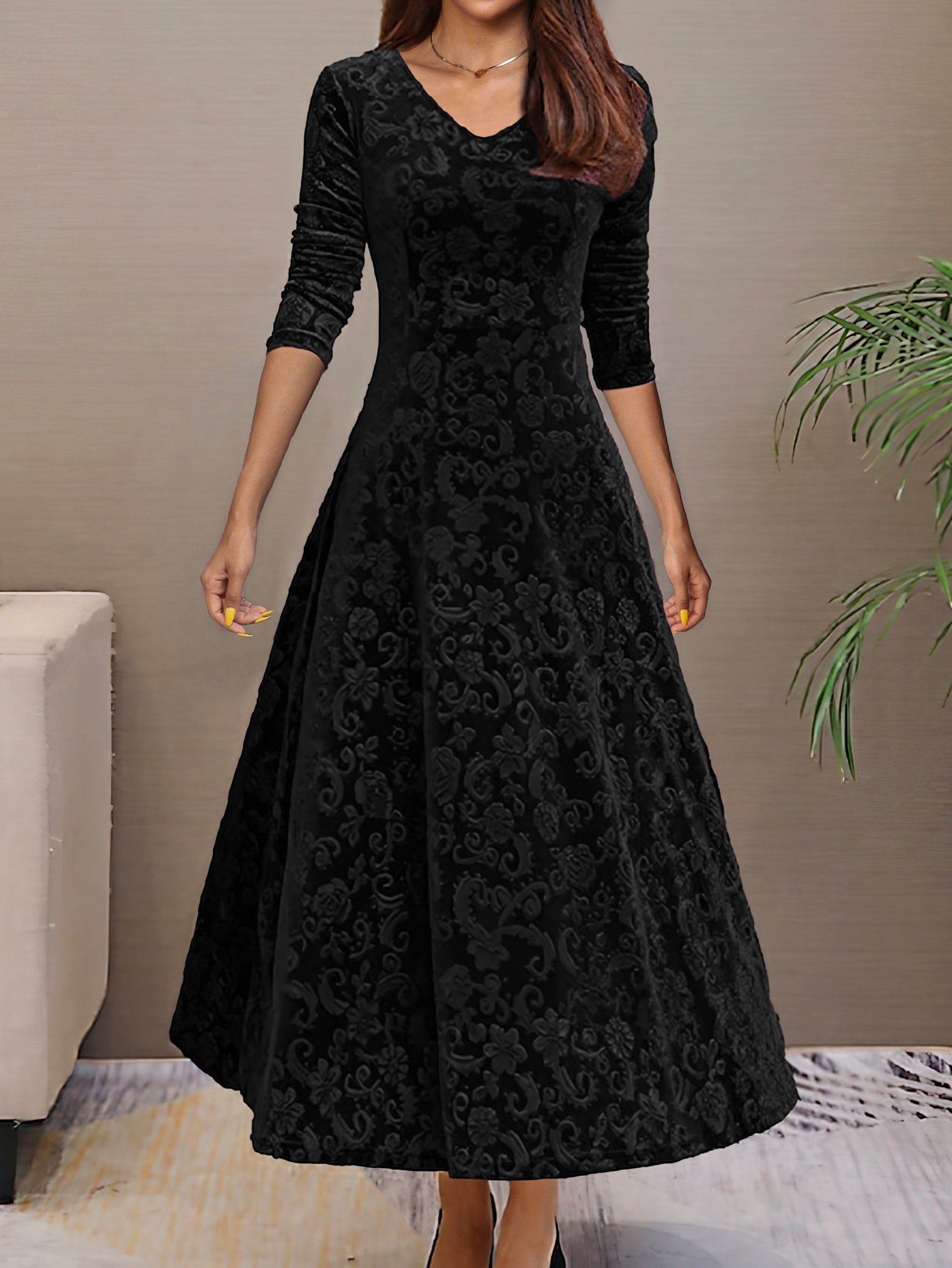 Daphne | Luxe Velvet Evening Dress