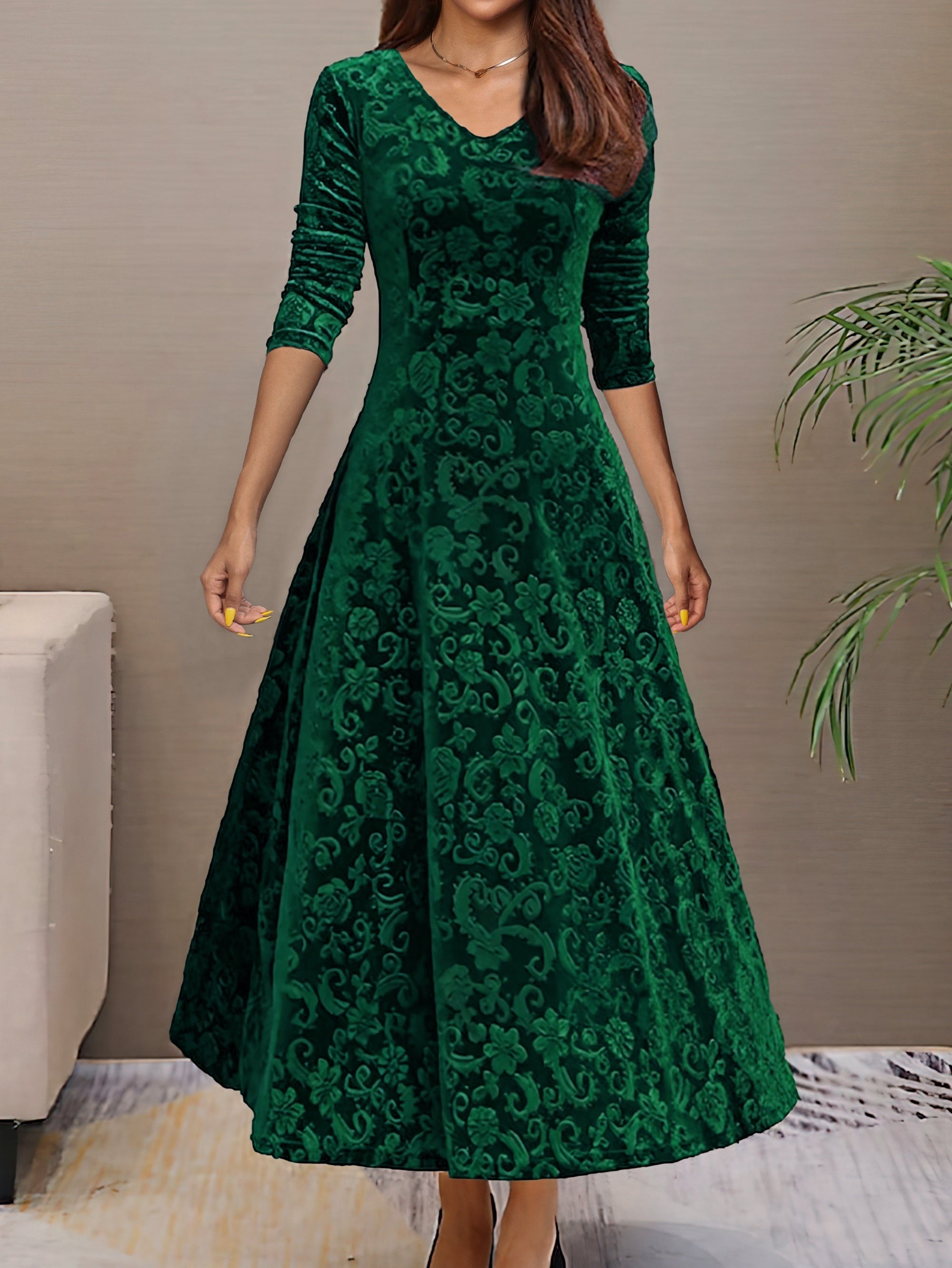 Daphne | Luxe Velvet Evening Dress