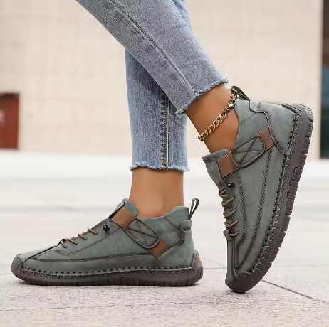 Mia™ – Comfortable & Pain-Free Orthopaedic Trainers