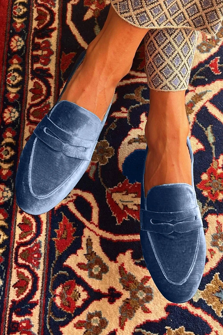 Ines | Timeless Velvet Loafer