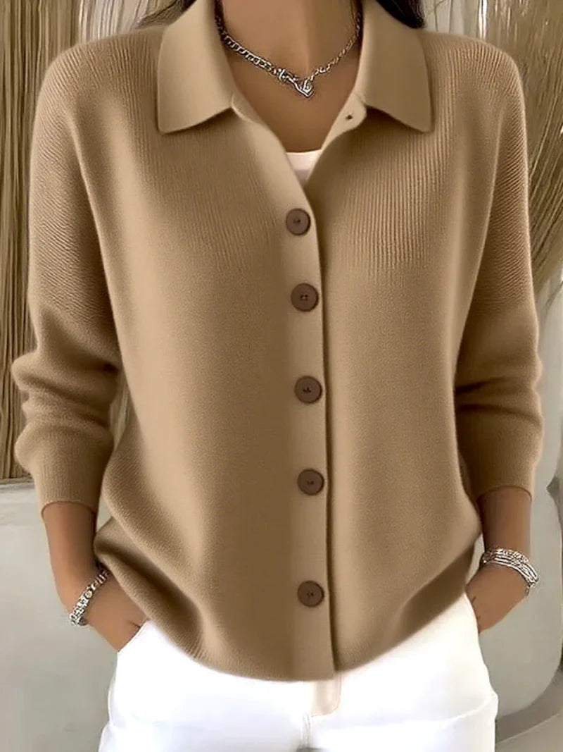 Yalina | Elegant Button-Up Blouse