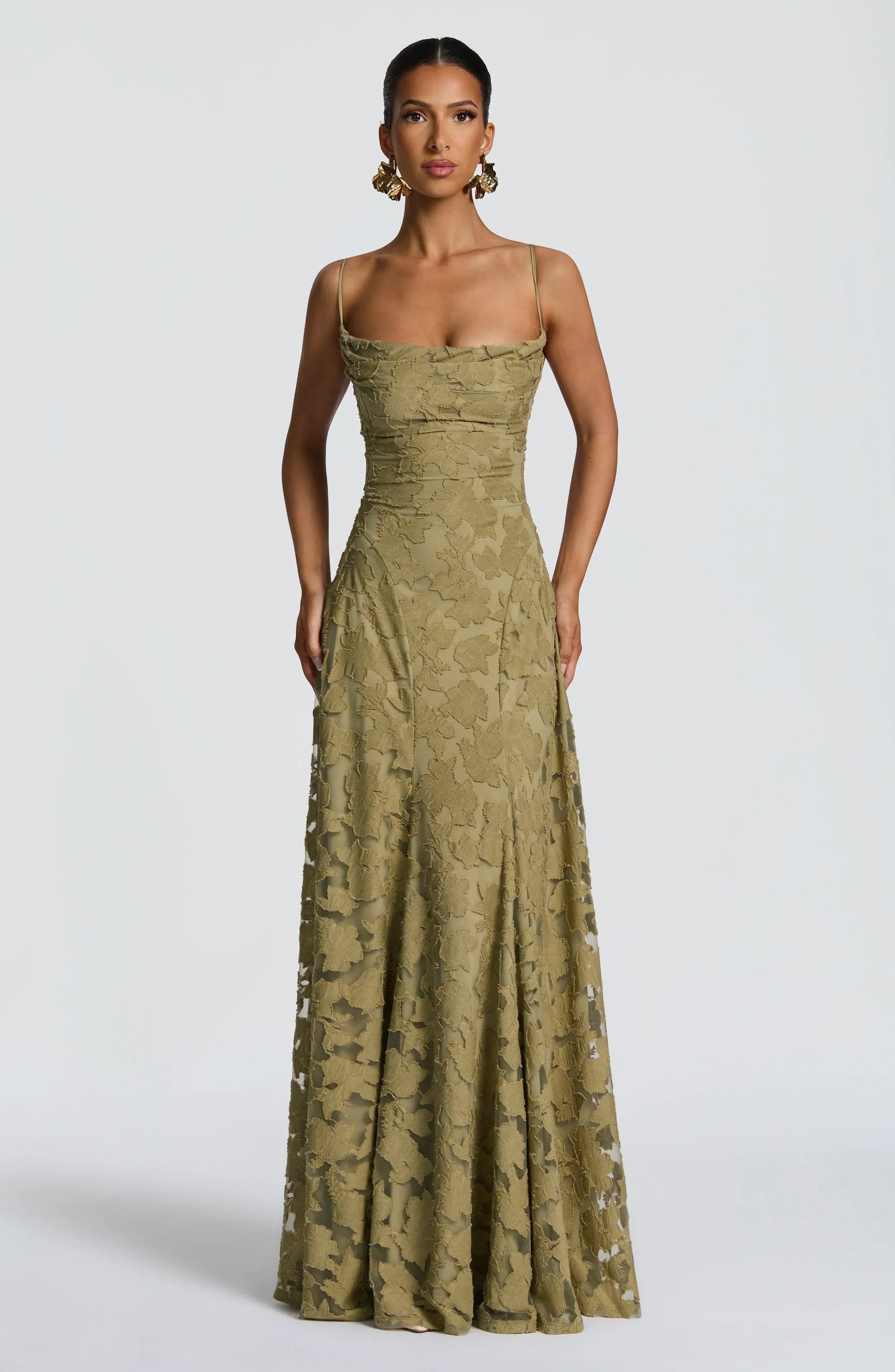 Clara | Refined Lace Gown