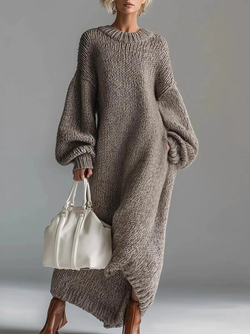 VALERIA – Oversized Knit Maxi Sweater Dress